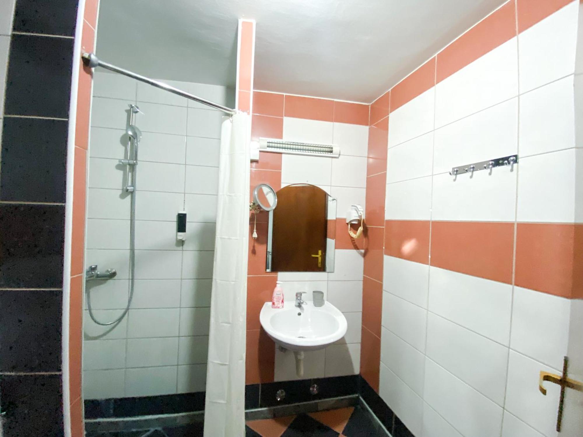 Boutique Villa 84 Sarajevo Exterior photo